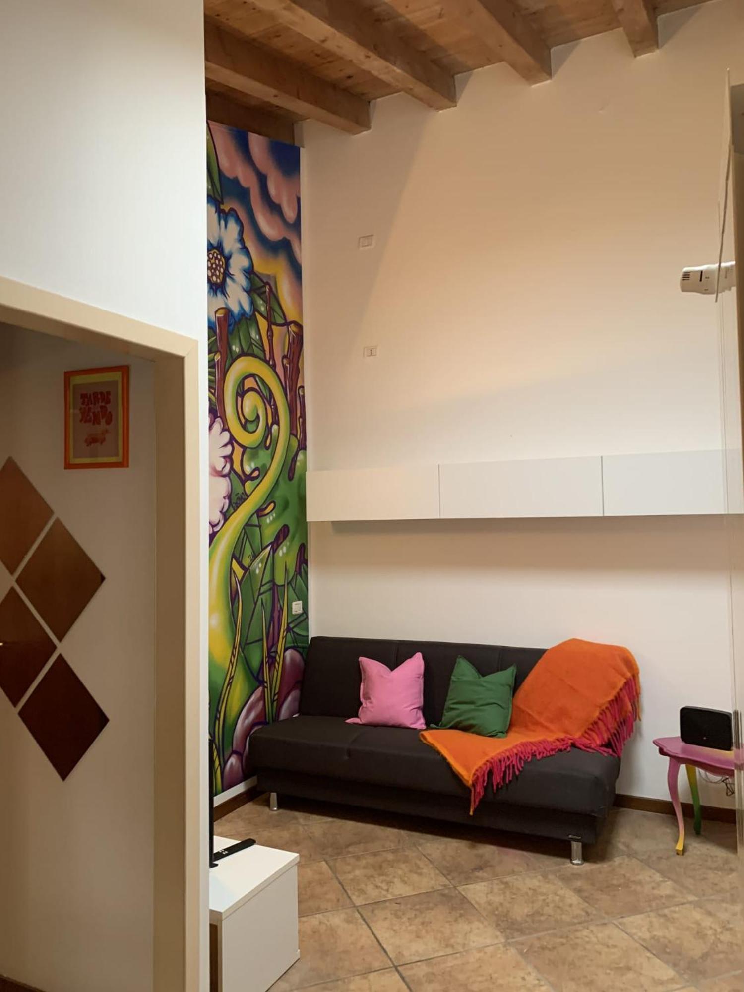 Pati Bilocale - Graffiti'S Apartment Μπέργκαμο Εξωτερικό φωτογραφία
