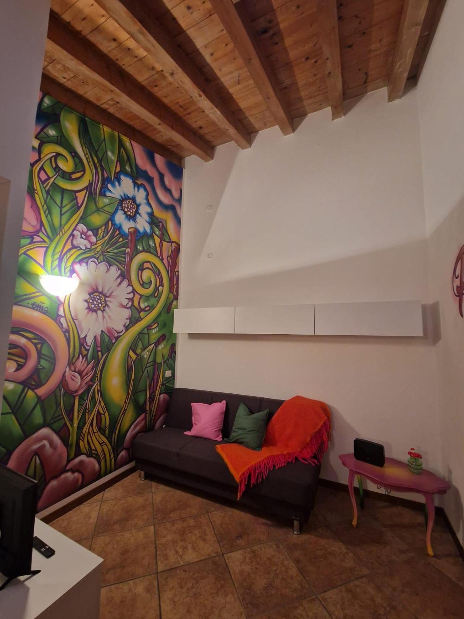 Pati Bilocale - Graffiti'S Apartment Μπέργκαμο Εξωτερικό φωτογραφία